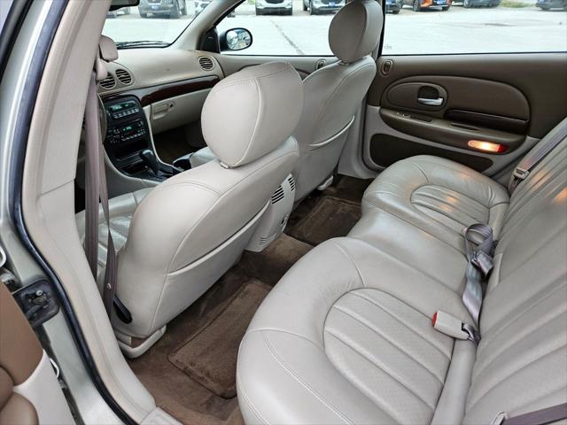 2000 Chrysler 300M Base