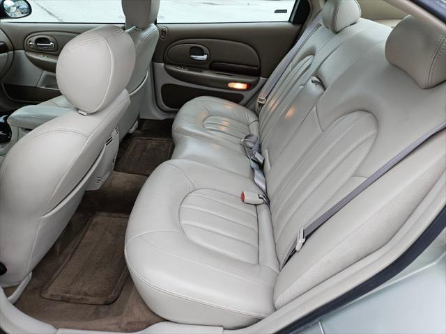 2000 Chrysler 300M Base