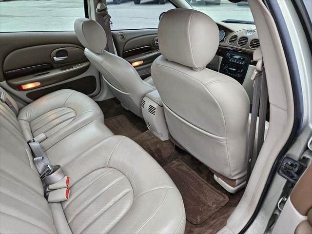 2000 Chrysler 300M Base
