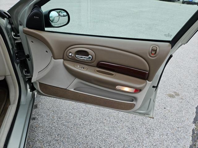 2000 Chrysler 300M Base
