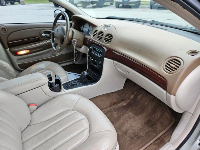 2000 Chrysler 300M Base