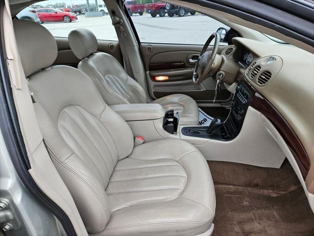 2000 Chrysler 300M Base