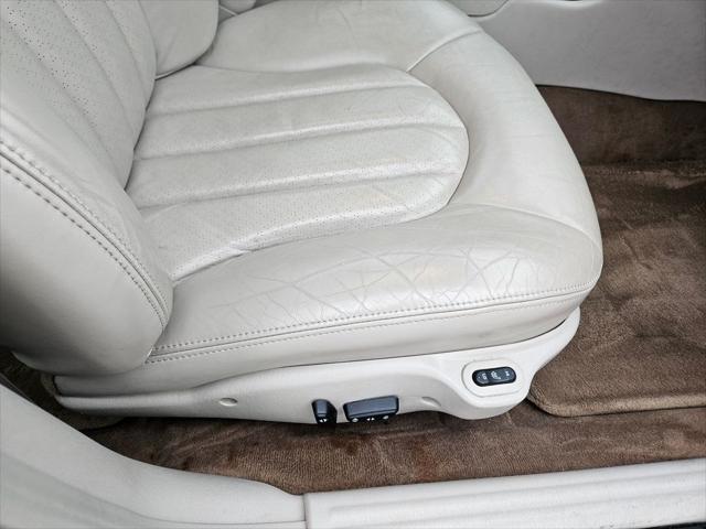 2000 Chrysler 300M Base