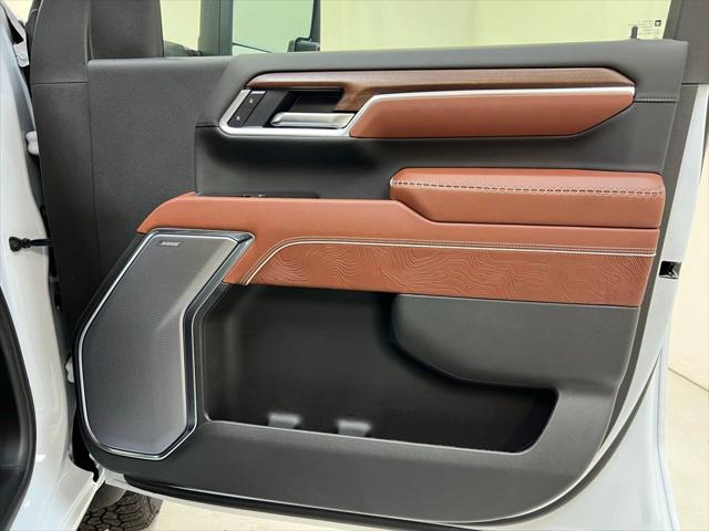 2026 GMC Sierra 2500HD Crew Cab, Standard Bed, Denali Ultimate, 4WD