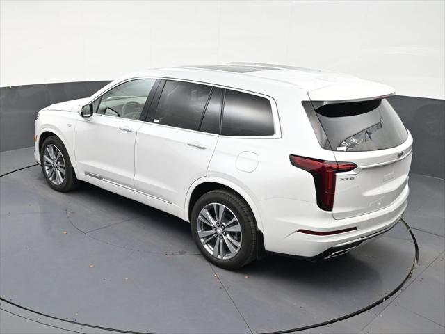 2025 Cadillac XT6 FWD Premium Luxury