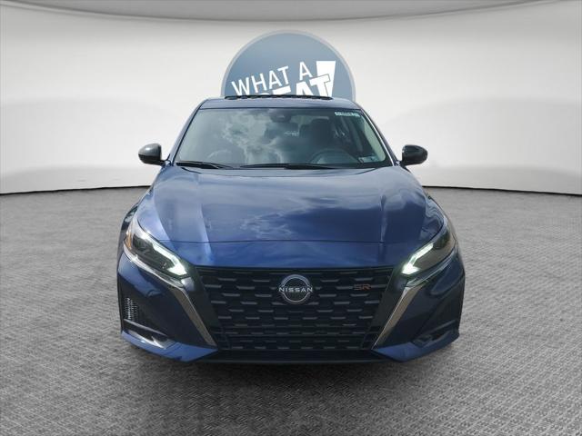 2023 Nissan Altima SR VC-Turbo FWD
