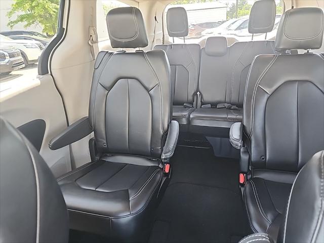 2023 Chrysler Pacifica Touring L AWD