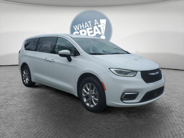 2023 Chrysler Pacifica Touring L AWD for sale in Pittsburgh, PA