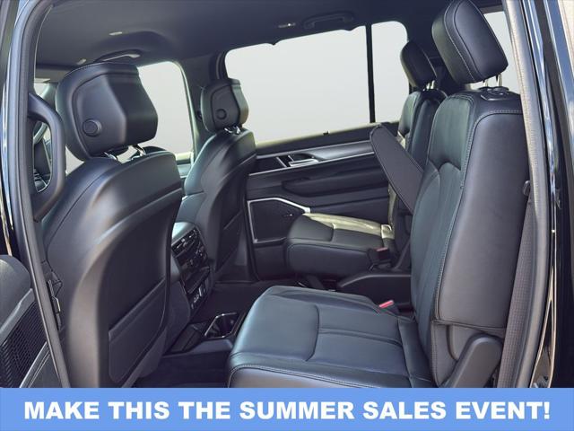 2026 Jeep Grand Wagoneer Limited Altitude 4x4