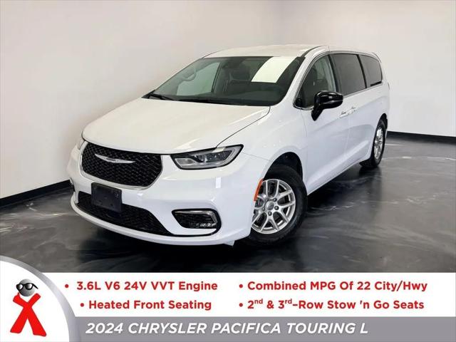2024 Chrysler Pacifica Touring L for sale in Jackson, MI