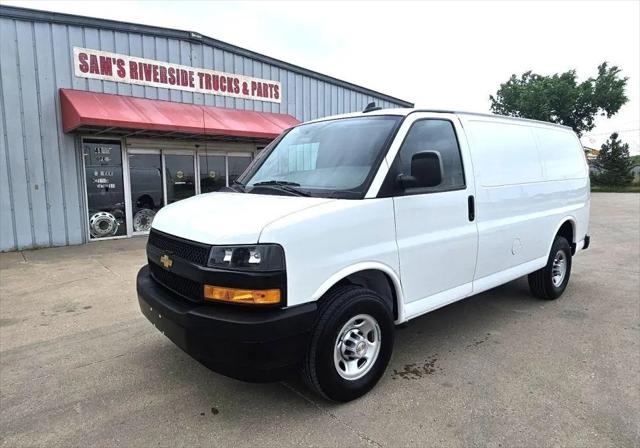 2024 Chevrolet Express Cargo Van RWD 2500 Regular Wheelbase WT for sale in Des Moines, IA