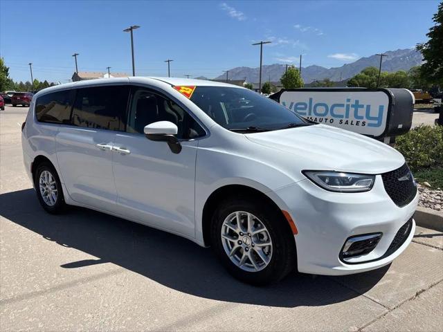 2023 Chrysler Pacifica Touring L for sale in Draper, UT