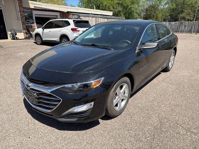 2020 Chevrolet Malibu FWD LS for sale in Minneapolis, MN