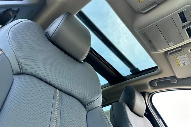 2025 Mazda CX-50 Hybrid Premium Plus Package