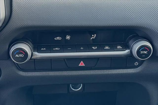 2024 Mazda CX-50 2.5 S Select
