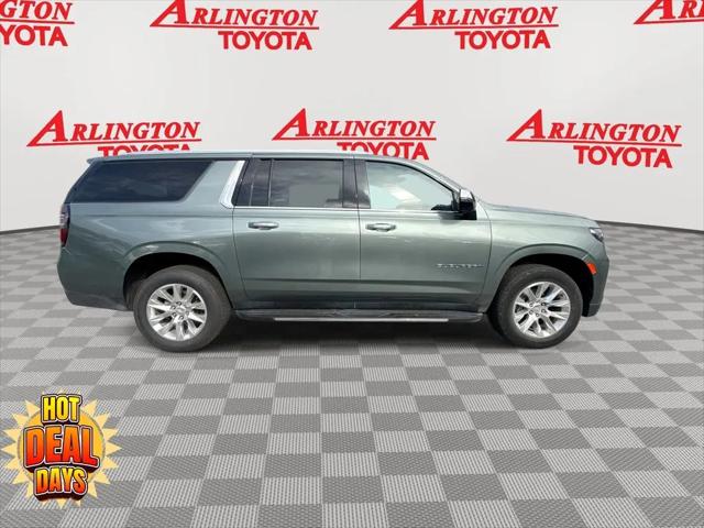 2023 Chevrolet Suburban 4WD Premier