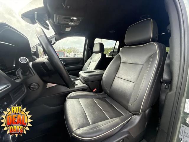 2023 Chevrolet Suburban 4WD Premier