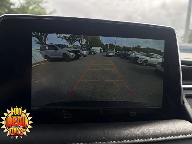 2023 Chevrolet Suburban 4WD Premier