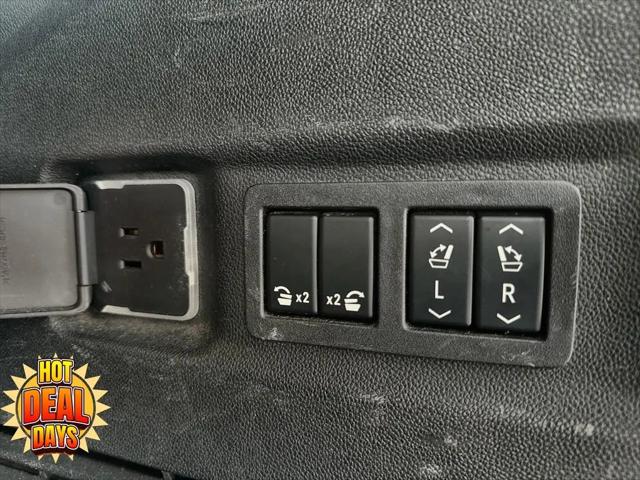 2023 Chevrolet Suburban 4WD Premier