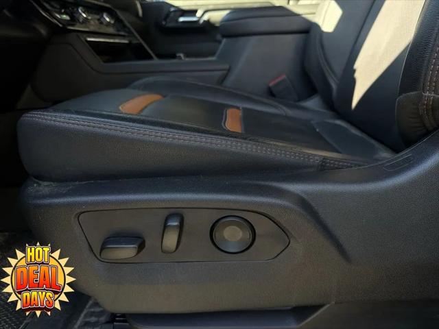 2025 GMC Sierra 2500HD 4WD Crew Cab Standard Bed AT4