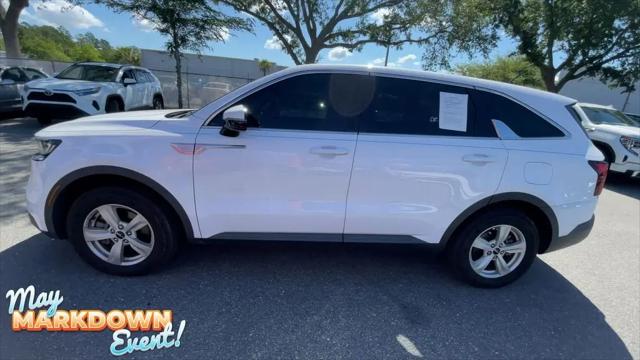 2023 Kia Sorento LX