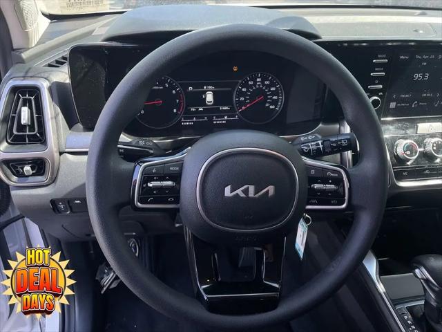 2023 Kia Sorento LX