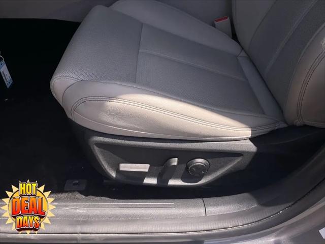 2023 Genesis G70 2.0T RWD