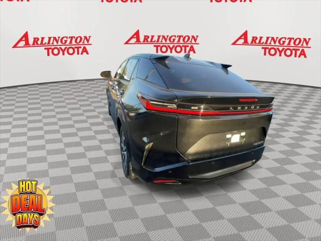 2024 Lexus 300 Premium
