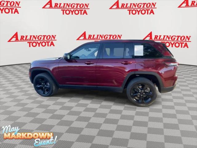 2023 Jeep Grand Cherokee Altitude 4x2
