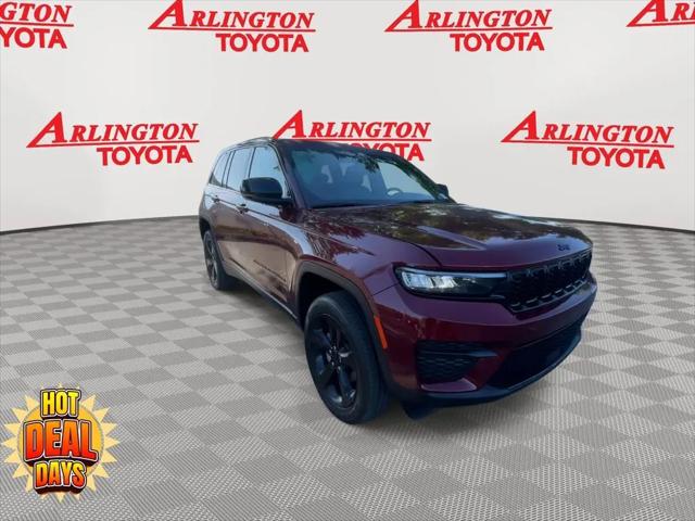 2023 Jeep Grand Cherokee Altitude 4x2