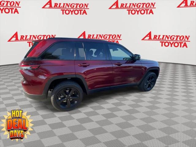 2023 Jeep Grand Cherokee Altitude 4x2