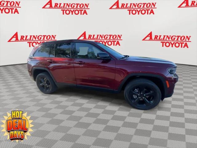 2023 Jeep Grand Cherokee Altitude 4x2