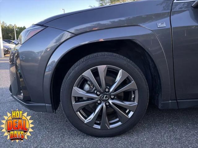 2024 Lexus UX 250h F SPORT Design