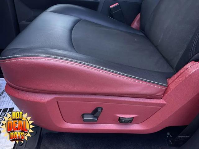 2017 Ram 1500 Rebel Crew Cab 4x4 5'7" Box