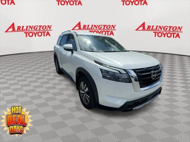 2025 Nissan Pathfinder SL FWD