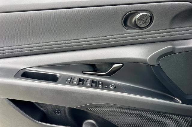 2025 Hyundai Elantra Hybrid SEL Sport