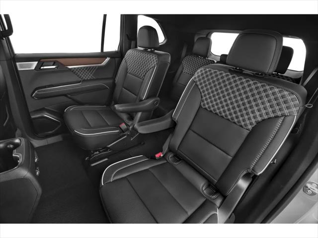 2026 GMC Acadia Denali FWD