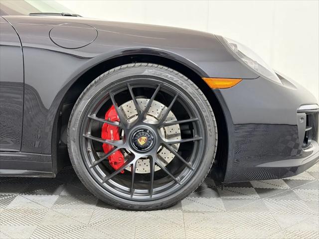 2019 Porsche 911 Targa 4 GTS