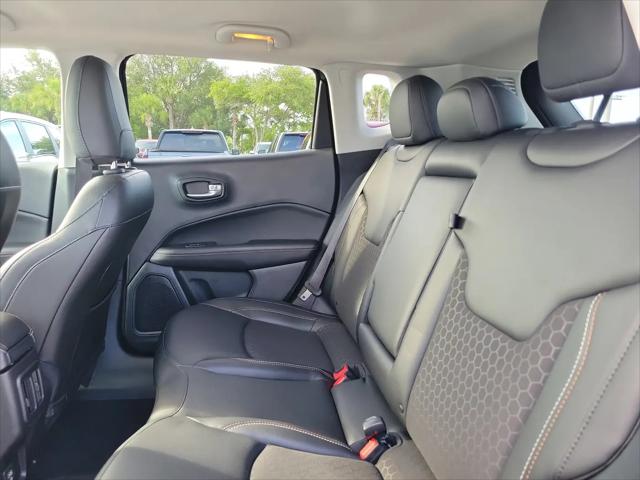 2021 Jeep Compass Latitude FWD