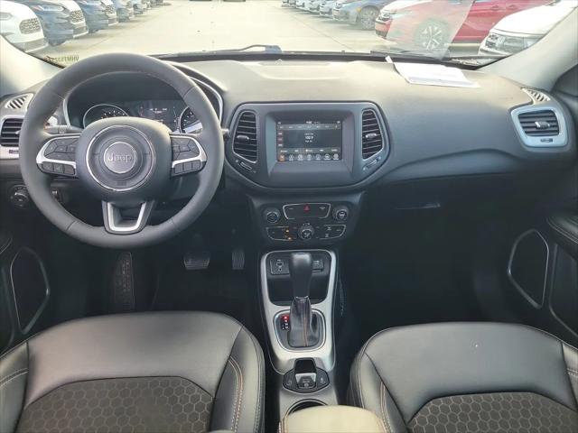 2021 Jeep Compass Latitude FWD