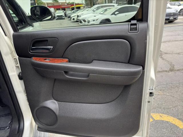 2011 Chevrolet Avalanche LTZ