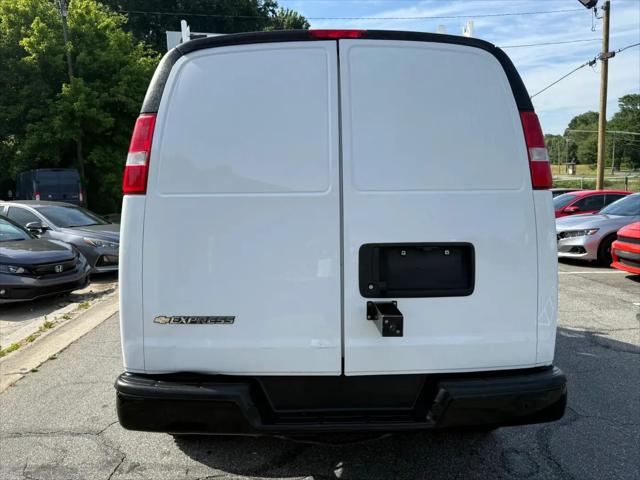 2020 Chevrolet Express Cargo Van RWD 3500 Regular Wheelbase WT