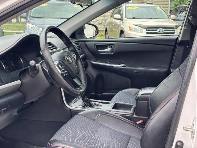 2015 Toyota Camry SE