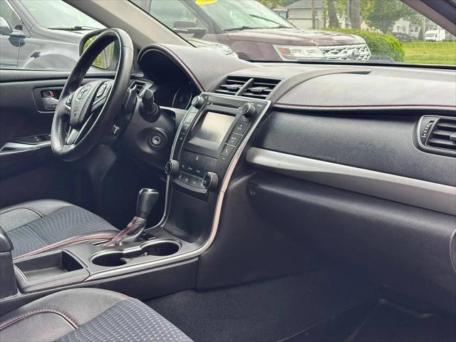 2015 Toyota Camry SE