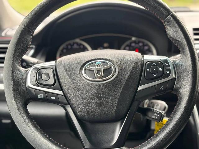2015 Toyota Camry SE