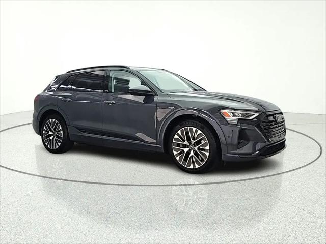 2024 Audi e-tron Premium Plus quattro