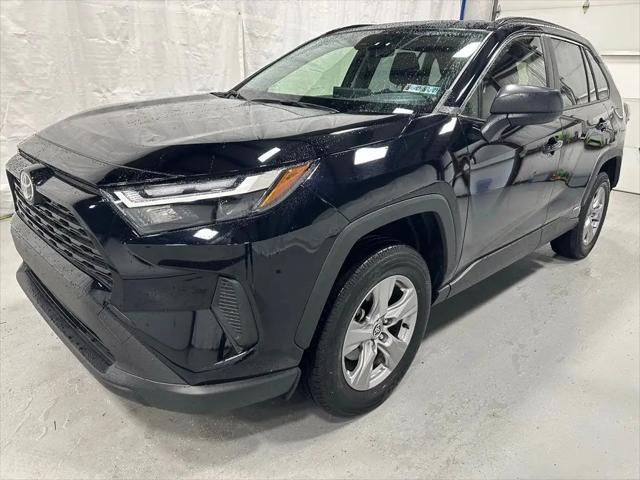 2025 Toyota RAV4 Hybrid LE