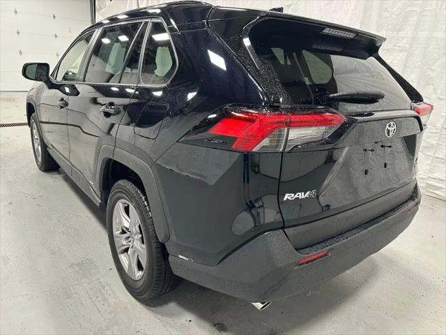 2025 Toyota RAV4 Hybrid LE