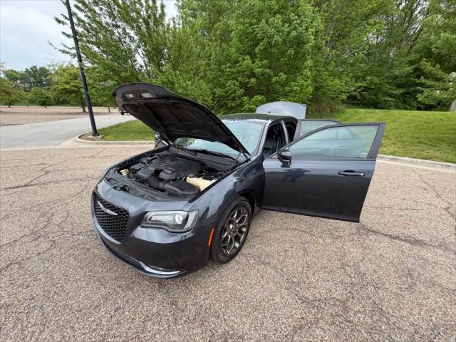2016 Chrysler 300 300S