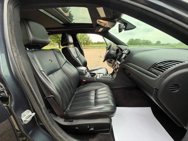 2016 Chrysler 300 300S